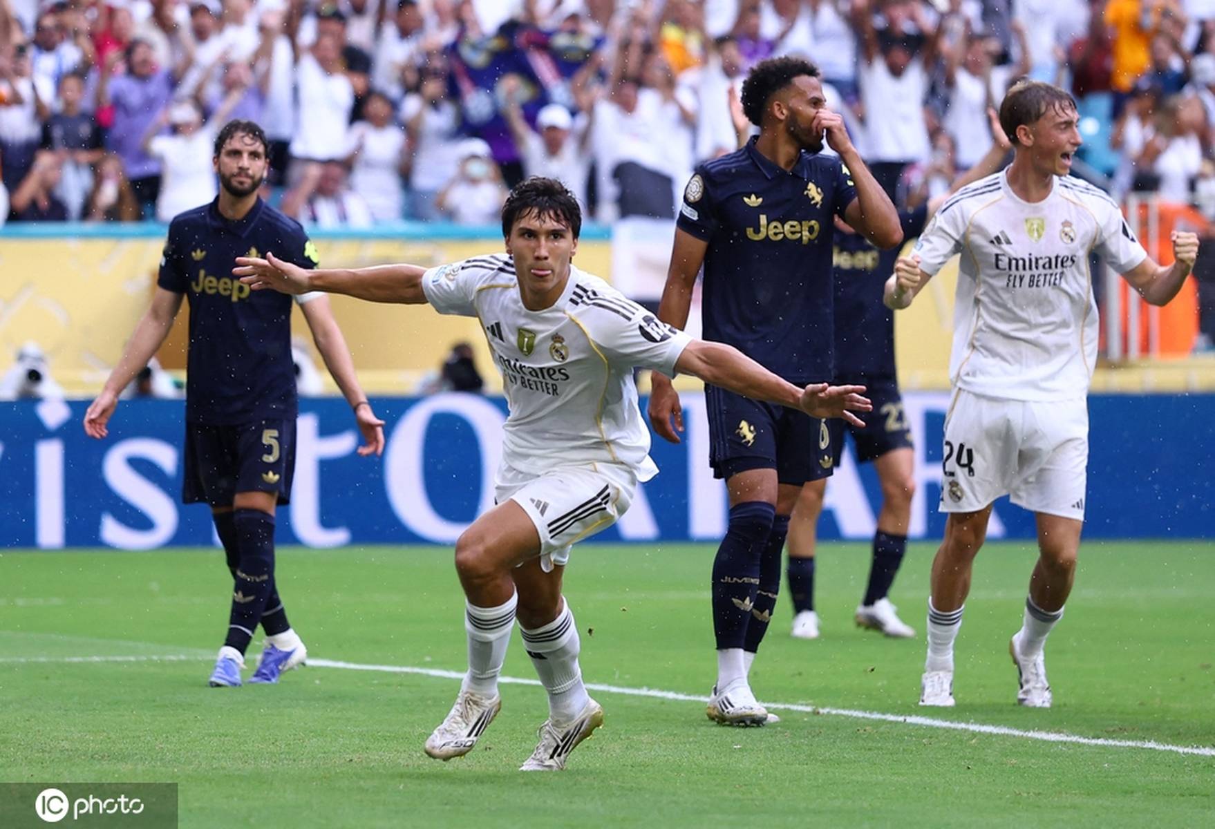 马德里竞技翻盘尤文，德容打破历史纪录的简单介绍