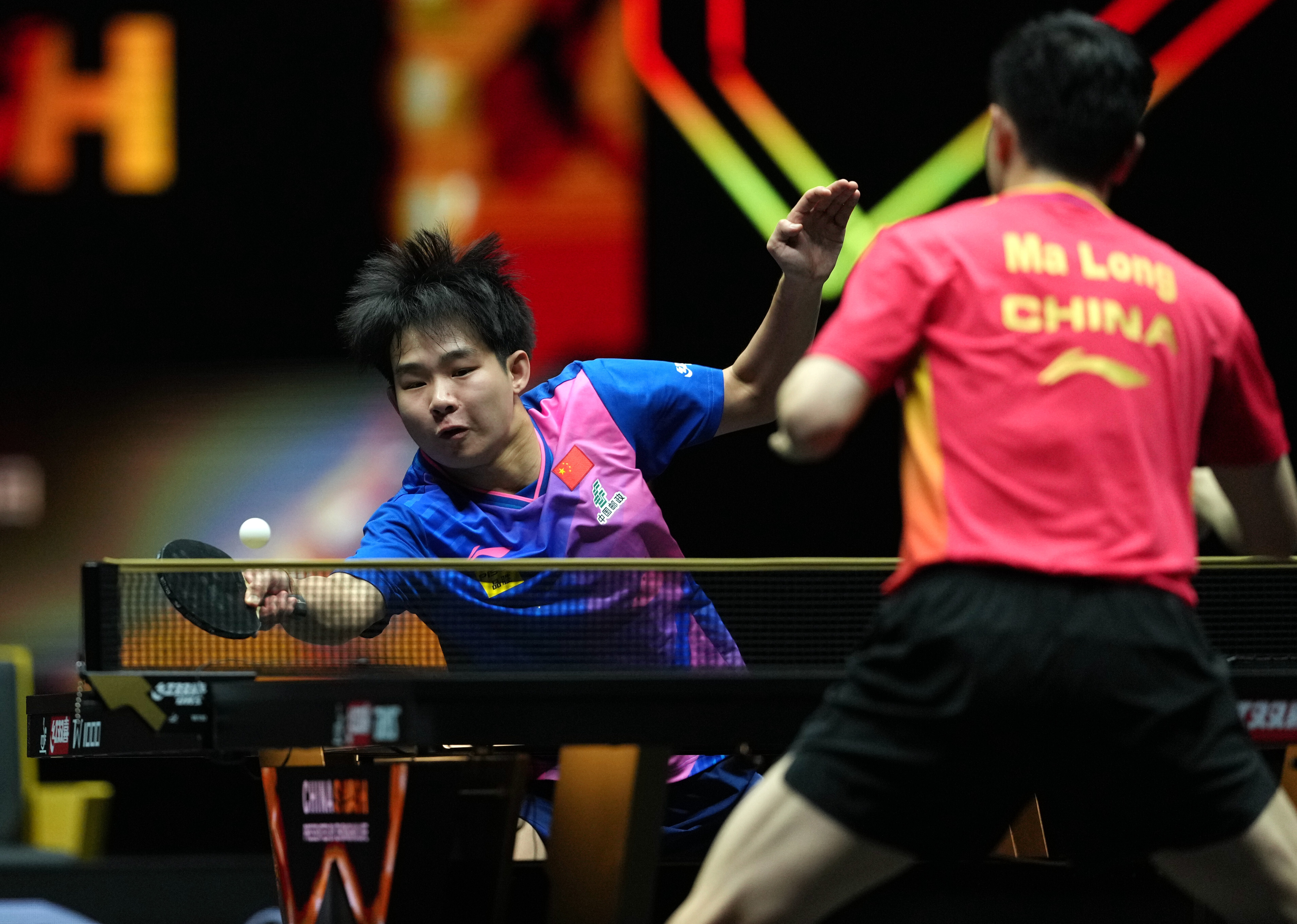 关于波兰乒乓球队完胜中国乒乓球队，马龙爆发神勇的信息