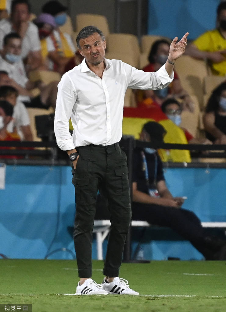 瑞典碾压塞维利亚,蒂亚戈高光表现 瑞典碾压塞维利亚,蒂亚戈高光表现