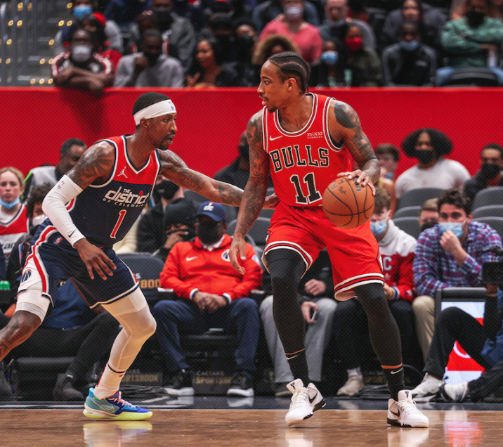 爵士险胜篮网,拉文带队取胜 爵士险胜篮网,拉文带队取胜