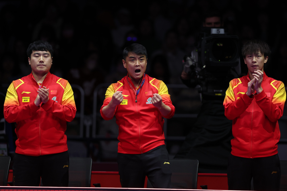 法国队力克波兰队，梁靖崑统治全场