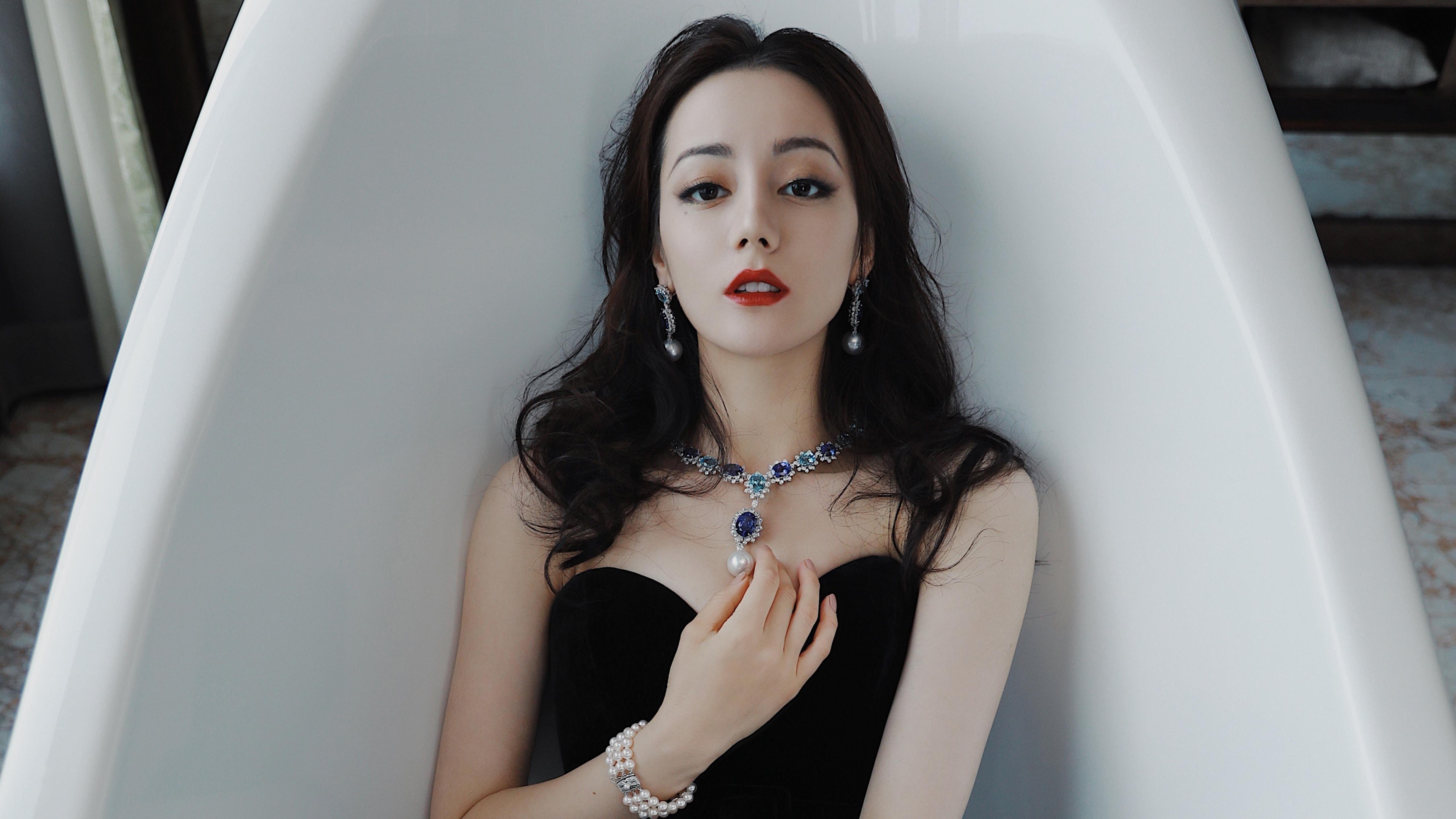 跨界对决唯一性，当深圳男篮遇见勇士，霍勒迪的东方时刻